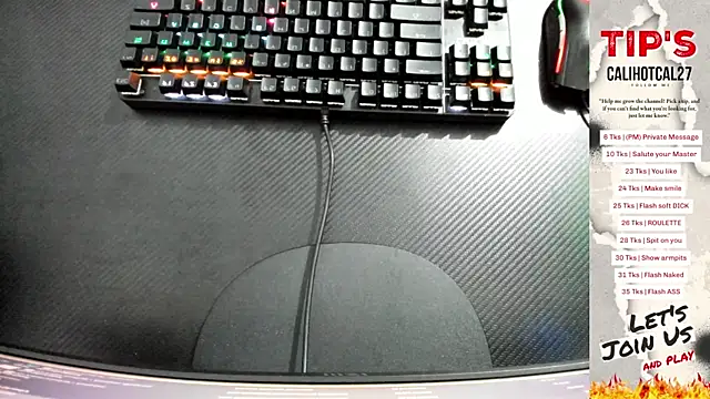 Calihotcaliente277 online show from October 3, 2025, 12:02 pm