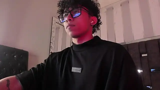 AkazaBoy  online show from March 23, 2026, 5:00 am