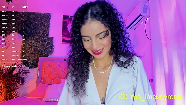Snapshot of CurlyRose__ chatting on September 12, 2025, 9:59 pm CurlyRose online show from September 12, 2025, 9:59 pm