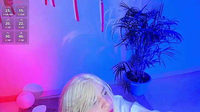 Snapshot of CurlyRose__ chatting on November 28, 2025, 10:34 pm CurlyRose online show from November 28, 2025, 10:34 pm