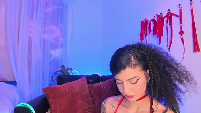 Snapshot of CurlyRose__ chatting on February 10, 2026, 10:36 pm CurlyRose online show from February 10, 2026, 10:36 pm