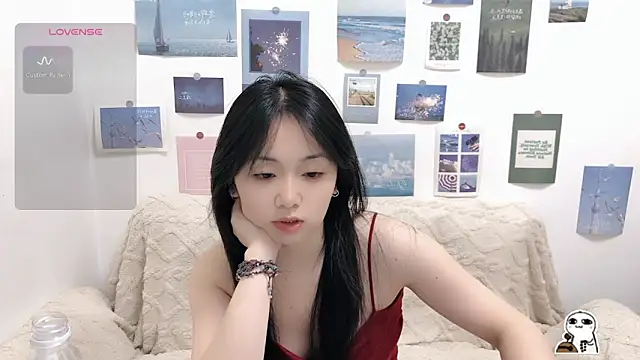 LiLiYbaby online show from October 10, 2025, 6:12 am