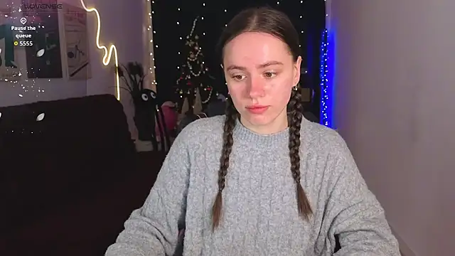 Emillias online show from January 6, 2026, 8:07 am