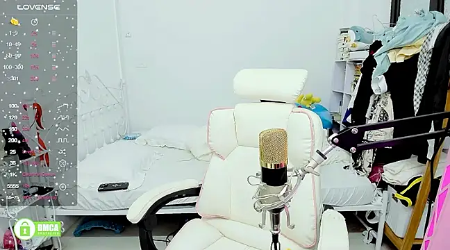 Snapshot of RassieRaph chatting on February 26, 2025, 5:17 pm RassieRaph online show from February 26, 2025, 5:17 pm