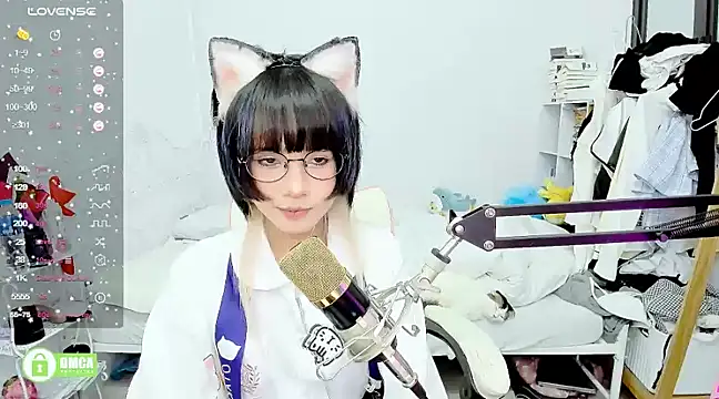 Snapshot of RassieRaph chatting on March 13, 2025, 6:45 pm RassieRaph online show from March 13, 2025, 6:45 pm