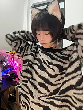 RassieRaph online show from January 7, 2026, 7:49 pm