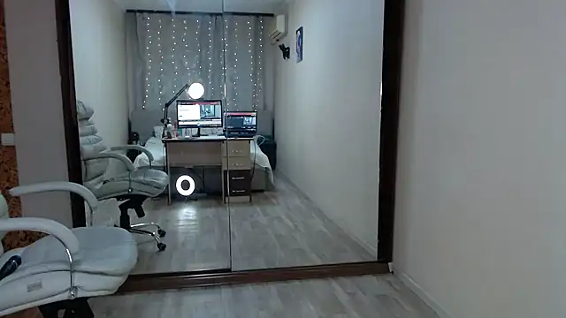 Snapshot of VitaminPorn chatting on February 6, 2026, 8:56 pm VitaminPorn online show from February 6, 2026, 8:56 pm