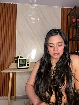 floriamANDjazmin online show from June 23, 2026, 9:13 pm