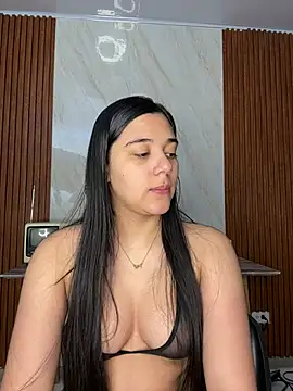 floriamANDjazmin online show from July 6, 2026, 3:03 am