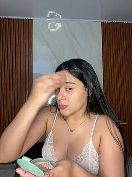 floriamANDjazmin online show from July 7, 2026, 2:47 am