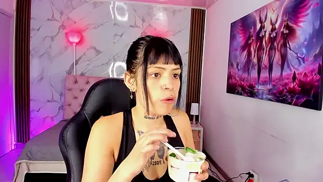 AuroraDiaz online show from February 25, 2026, 11:42 am