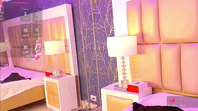 SamanthaPierce online show from April 9, 2026, 4:12 am