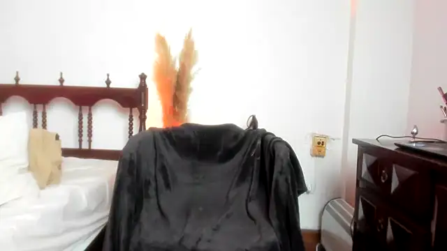 Snapshot of SailorxSindy chatting on December 13, 2024, 10:45 pm SailorxSindy online show from December 13, 2024, 10:45 pm