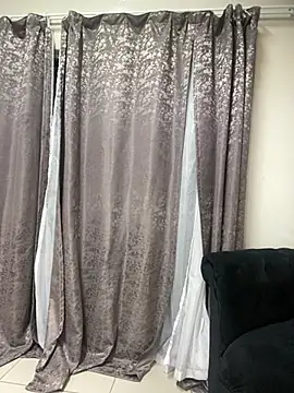 Snapshot of BeautyAuroa chatting on January 31, 2025, 6:47 pm BeautyAuroa online show from January 31, 2025, 6:47 pm