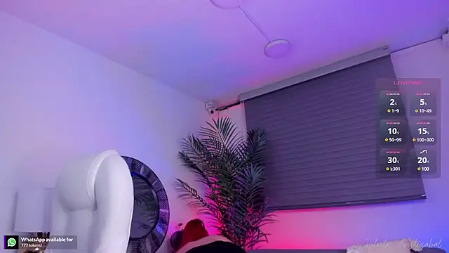Snapshot of miss_julietaa chatting on March 12, 2025, 11:42 am miss julietaa online show from March 12, 2025, 11:42 am