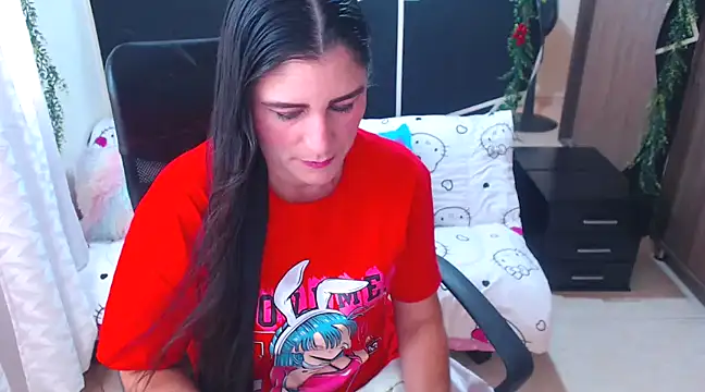 Snapshot of LUCY_LI chatting on March 14, 2025, 6:18 pm LUCY LI online show from March 14, 2025, 6:18 pm