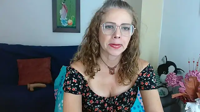  melisaa  online show from March 17, 2025, 3:40 pm