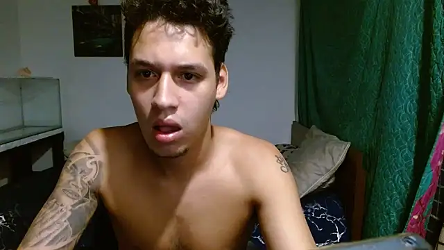 Snapshot of JacobandChloee chatting on July 25, 2026, 1:47 am JacobandChloee online show from July 25, 2026, 1:47 am