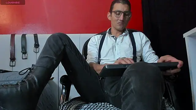 enzopratt online show from March 15, 2025, 3:29 am