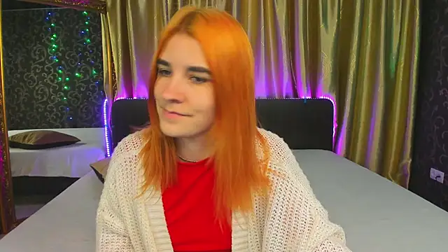 Snapshot of _Polly_Love_ chatting on December 9, 2024, 4:15 pm Polly Love online show from December 9, 2024, 4:15 pm