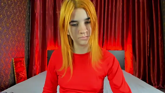 Snapshot of _Polly_Love_ chatting on December 13, 2024, 10:19 am Polly Love online show from December 13, 2024, 10:19 am