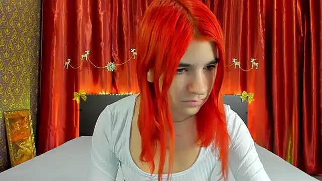 Snapshot of _Polly_Love_ chatting on December 24, 2024, 7:06 am Polly Love online show from December 24, 2024, 7:06 am