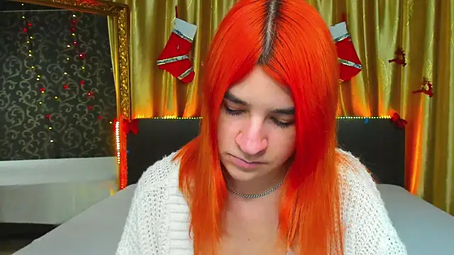 Snapshot of _Polly_Love_ chatting on January 17, 2025, 10:44 am Polly Love online show from January 17, 2025, 10:44 am