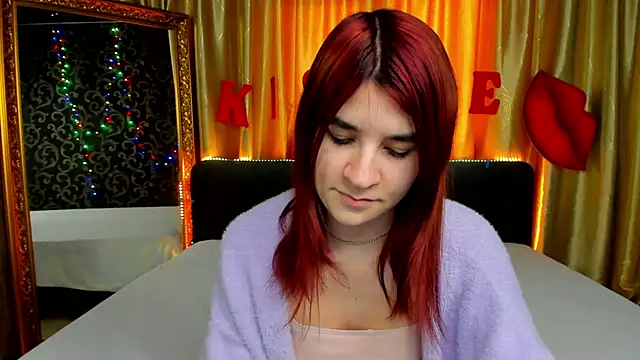 Snapshot of _Polly_Love_ chatting on February 13, 2025, 1:15 pm Polly Love online show from February 13, 2025, 1:15 pm