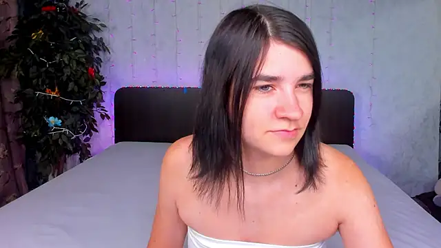 Snapshot of _Polly_Love_ chatting on September 17, 2025, 6:04 am Polly Love online show from September 17, 2025, 6:04 am