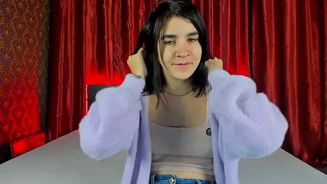 Snapshot of _Polly_Love_ chatting on September 29, 2025, 6:07 am Polly Love online show from September 29, 2025, 6:07 am