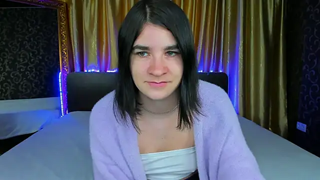 Snapshot of _Polly_Love_ chatting on October 1, 2025, 6:08 am Polly Love online show from October 1, 2025, 6:08 am