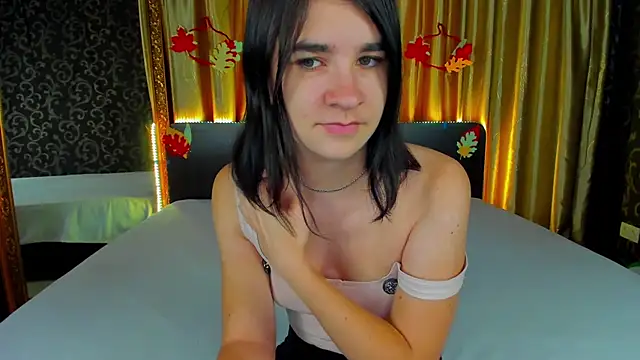 Snapshot of _Polly_Love_ chatting on October 29, 2025, 7:10 am Polly Love online show from October 29, 2025, 7:10 am