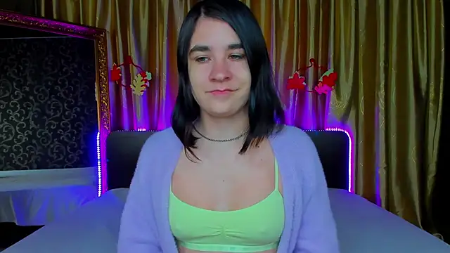 Snapshot of _Polly_Love_ chatting on November 20, 2025, 7:19 am Polly Love online show from November 20, 2025, 7:19 am