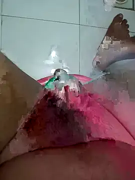 Snapshot of jameswantmore chatting on October 6, 2025, 1:52 pm jameswantmore online show from October 6, 2025, 1:52 pm