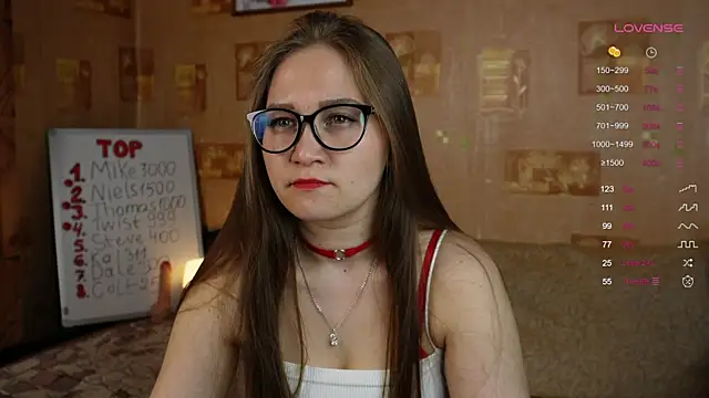 Miatiny online show from March 6, 2025, 4:28 pm