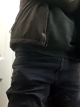 Snapshot of Xxxasrty chatting on January 7, 2026, 3:42 am Xxxasrty online show from January 7, 2026, 3:42 am