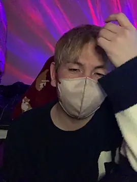 Snapshot of KEI_96 chatting on March 18, 2025, 11:52 am KEI 96 online show from March 18, 2025, 11:52 am