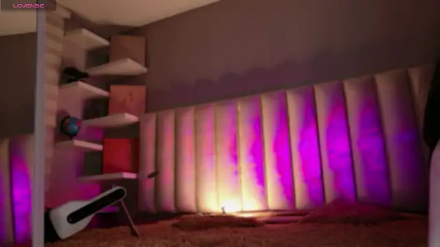 Megan mooree  online show from January 13, 2026, 12:10 pm