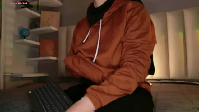 Megan mooree  online show from February 19, 2026, 12:45 pm