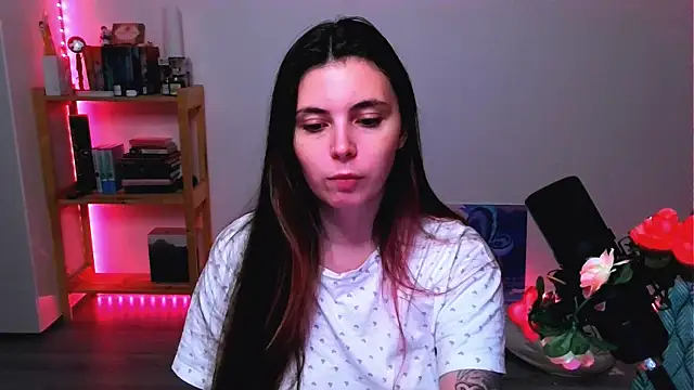 peaachybabe   online show from October 16, 2025, 4:41 pm