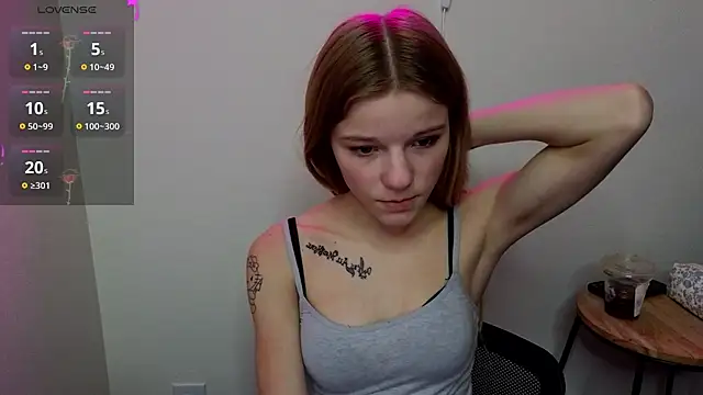 foxy ana13 online show from January 28, 2025, 3:04 am