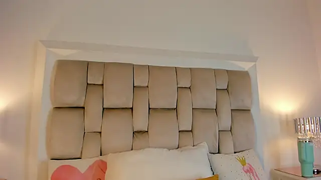 SamanthaBrown69 online show from October 10, 2025, 3:38 am