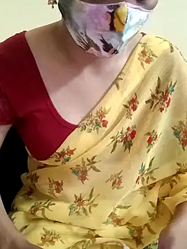 Snapshot of yourtamilcouple chatting on December 2, 2024, 12:51 pm yourtamilcouple online show from December 2, 2024, 12:51 pm