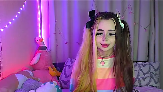 suemeow online show from February 23, 2025, 2:51 am