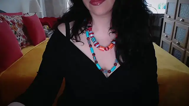 CronacaErotica online show from April 17, 2026, 1:25 pm