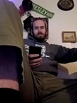 Snapshot of RobStrokes215 chatting on January 30, 2025, 4:24 pm RobStrokes215 online show from January 30, 2025, 4:24 pm