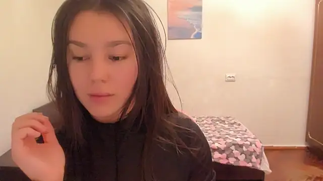 Snapshot of LunaXmii chatting on February 28, 2025, 3:26 am LunaXmii online show from February 28, 2025, 3:26 am