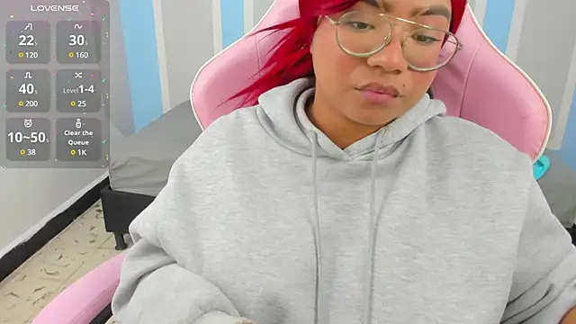 Snapshot of im_angels77 chatting on January 17, 2025, 8:56 am im angels77 online show from January 17, 2025, 8:56 am