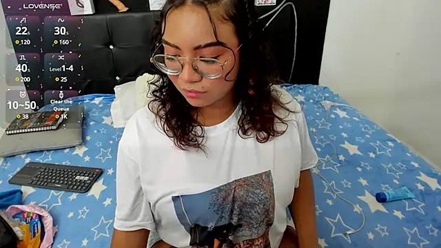 Snapshot of im_angels77 chatting on January 30, 2025, 3:55 am im angels77 online show from January 30, 2025, 3:55 am