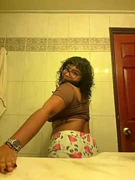 Snapshot of im_angels77 chatting on September 15, 2025, 4:23 am im angels77 online show from September 15, 2025, 4:23 am